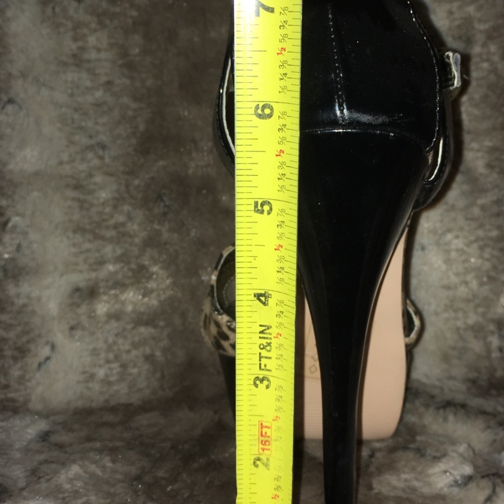 Cheetah print  hells👠 - Picture 4 of 5